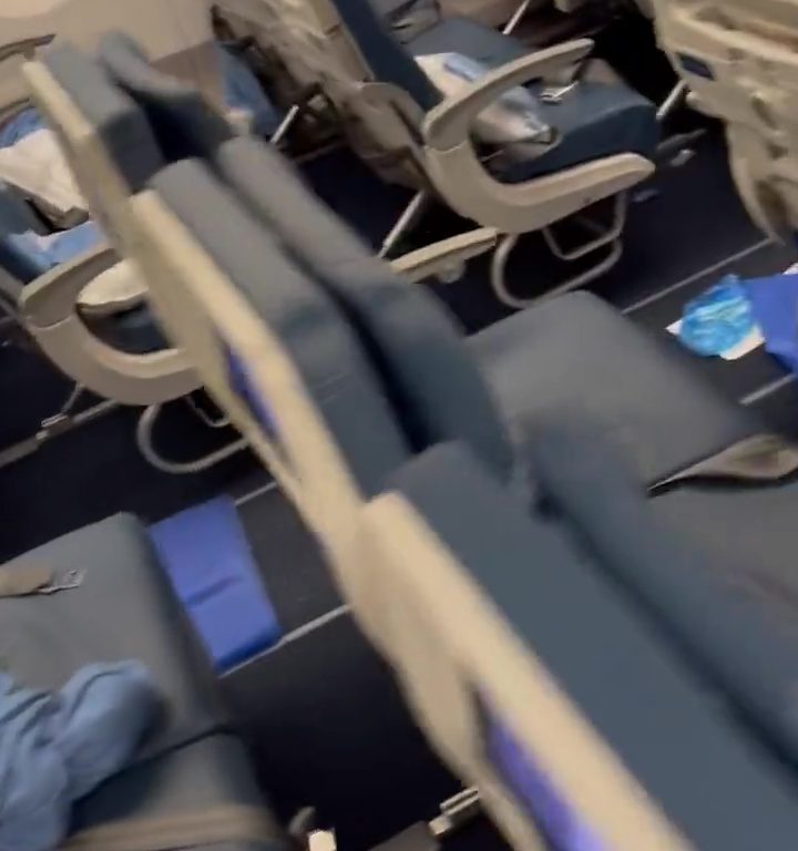 Attacco di diarrea in aereo