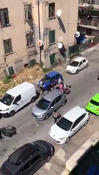Roma linciaggio dopo scippo