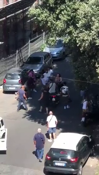 Roma linciaggio dopo scippo