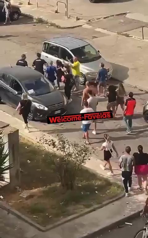Brindisi, ladre di case picchiate dai cittadini: la polizia le salva dal linciaggio
