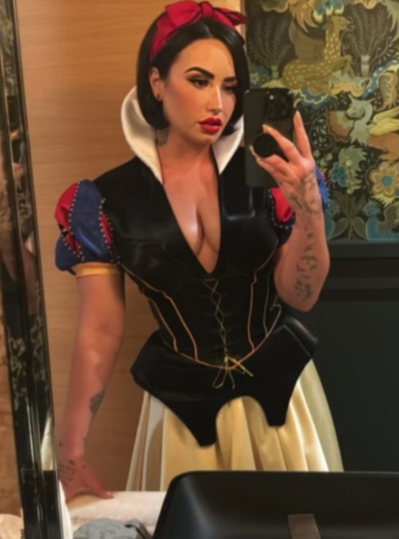 Il vestito di Halloween di Demi Lovato