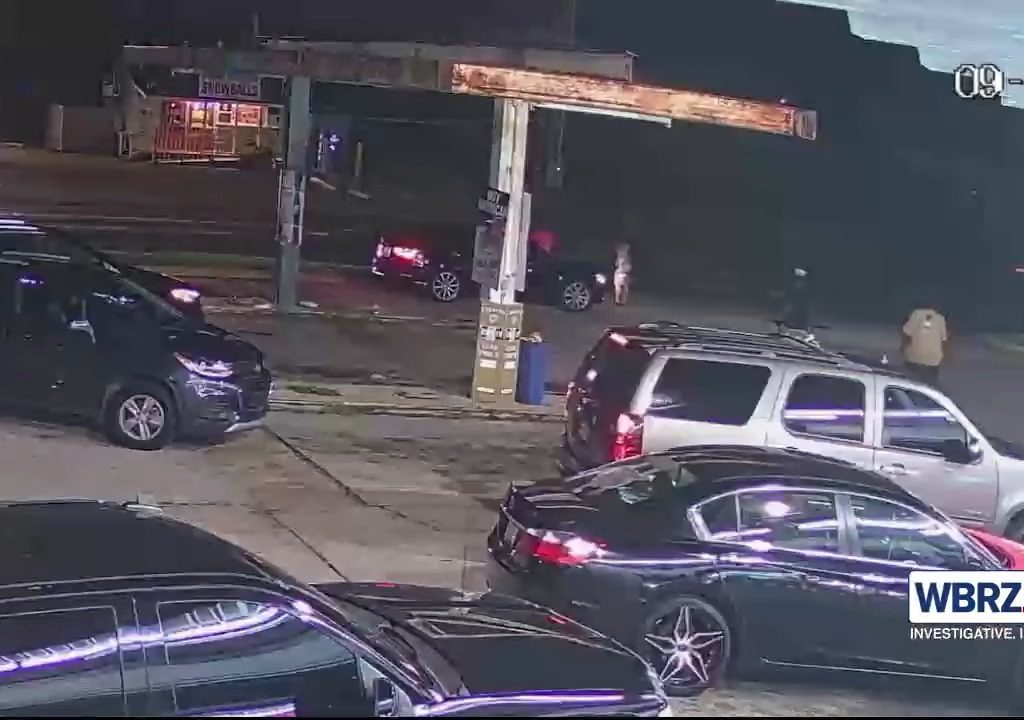 Quiana Brown sopravvive a pirata della strada, arriva la polizia che la travolge e uccide