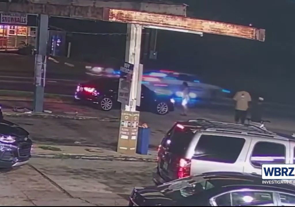 Quiana Brown sopravvive a pirata della strada, arriva la polizia che la travolge e uccide