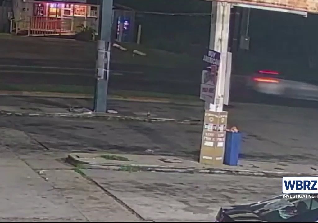Quiana Brown sopravvive a pirata della strada, arriva la polizia che la travolge e uccide