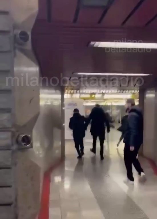 Milano, rom mettono una taglia su chi sventa i borseggi: assoldata baby gang