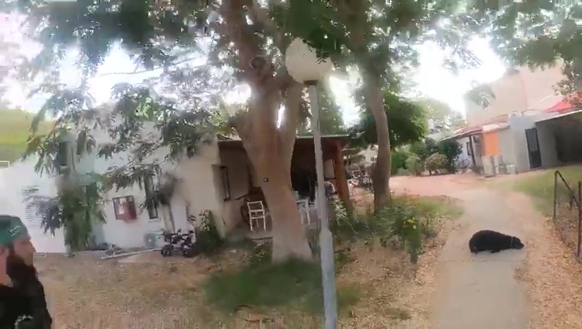 attacco di Hamas registrato con le GoPro: nemmeno i cani sono risparmiati