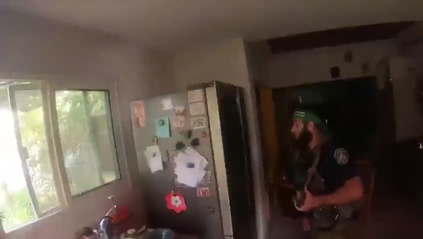 attacco di Hamas registrato con le GoPro: nemmeno i cani sono risparmiati