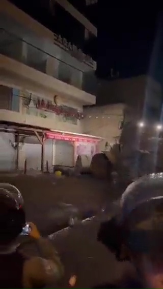 Pizzeria palestinese usa ostaggio per pubblicità: esercito Israele la rade al suolo