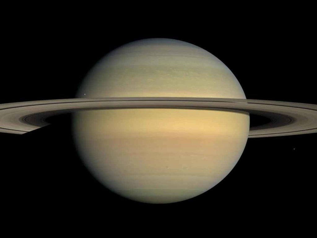 Gli anelli di Saturno stanno per scomparire: la Nasa spiega il fenomeno