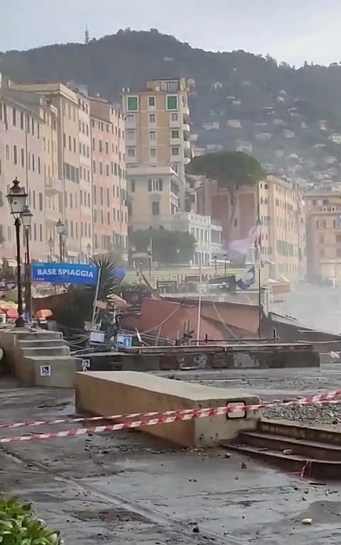Mareggiata a Camogli distrugge storico ristorante della fiction Rai: video virale