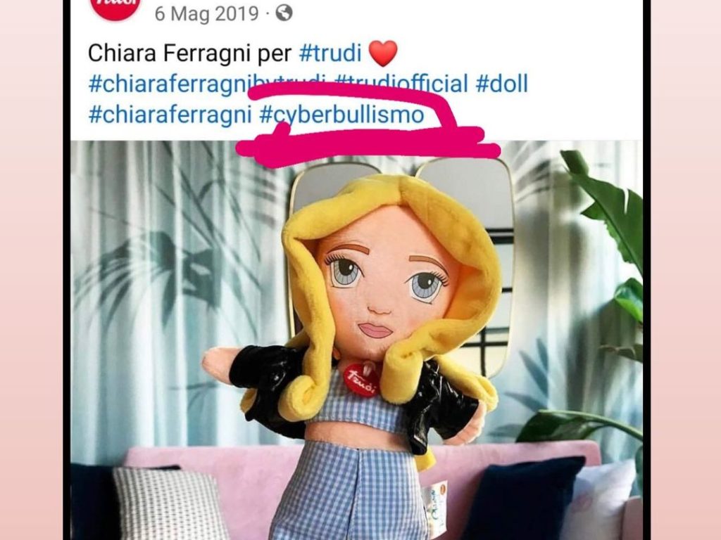 Selvaggia Lucarelli ora difende Chiara Ferragni sul caso bambole