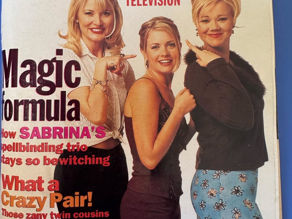 Icona della tv degli anni 90 celebra il 60.mo compleanno con posa sexy