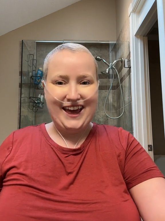 "Se vedi questo video sono morta", straziante addio della TikToker malata di cancro